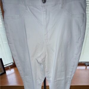 American Eagle White Stretch Skinny Jeans